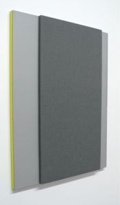 Soft Gray Tone with Reverberation