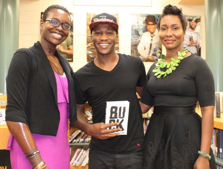 Teachers Gillian Crevelle and Rayna Dubose, teachers at Homewood, are big Asante fans.